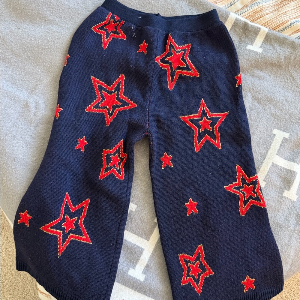Gucci Cropped Navy Pants with Red Star Pattern